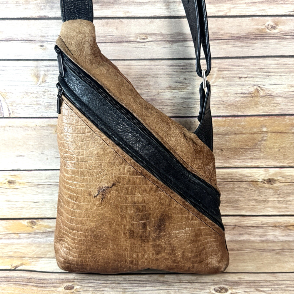 Tom Thomas Unisex Brown & Black Leather Crossbody DAZ Double Angled Zipper Bag